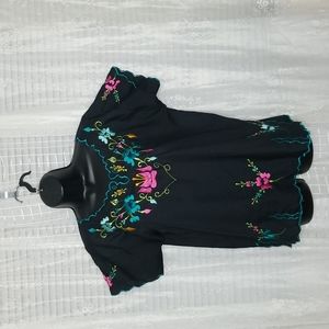 2/$25 Vintage 70s 80s Black Embroidered Tunic Top Blouse  Floral Hippy Boho SzM